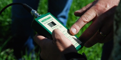 Image: USDA NRCS Montana, Soil moisture meter is used to measure soil moisture, Wikimedia Commons, Public domain