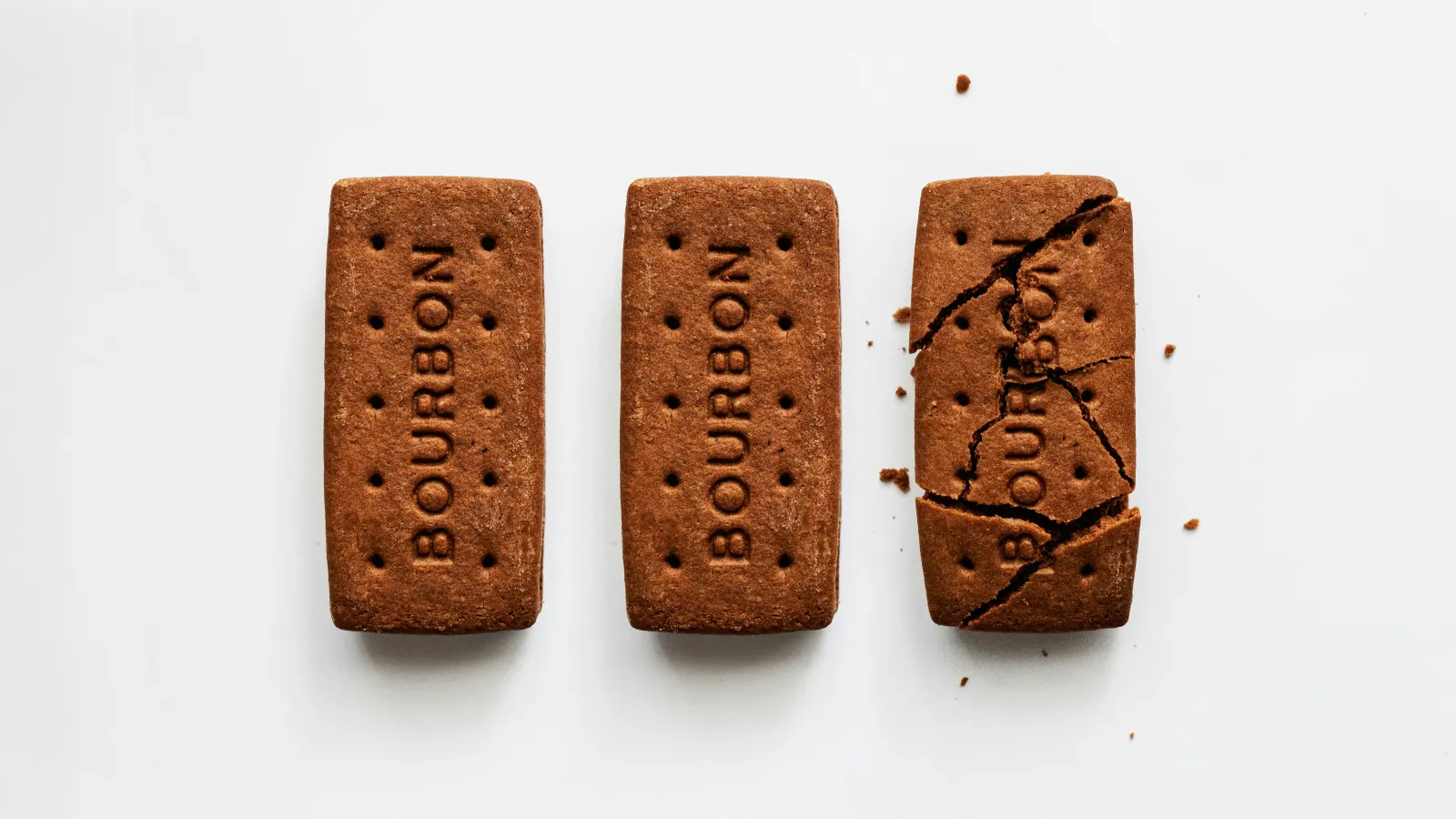 bourbon biscuits photo by Ben Simmonds on Unsplash
