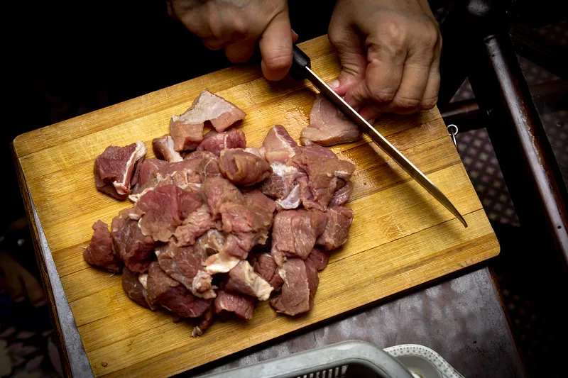 Image: Usman Yousaf, Sliced meat on brown wooden chopping board, Unsplash, Unsplash Licence