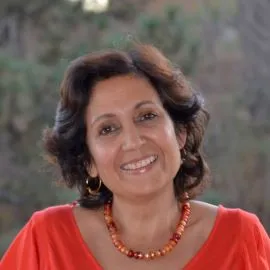 Elena Lazos Chavero