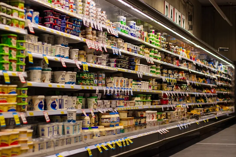 Image: Squirrel_photos, Supermarket shelf blur, Pixabay, Pixabay Licence