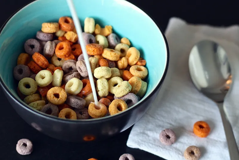 Image: ponce_photography, cereal spoon milk, Pixabay, Pixabay Licence