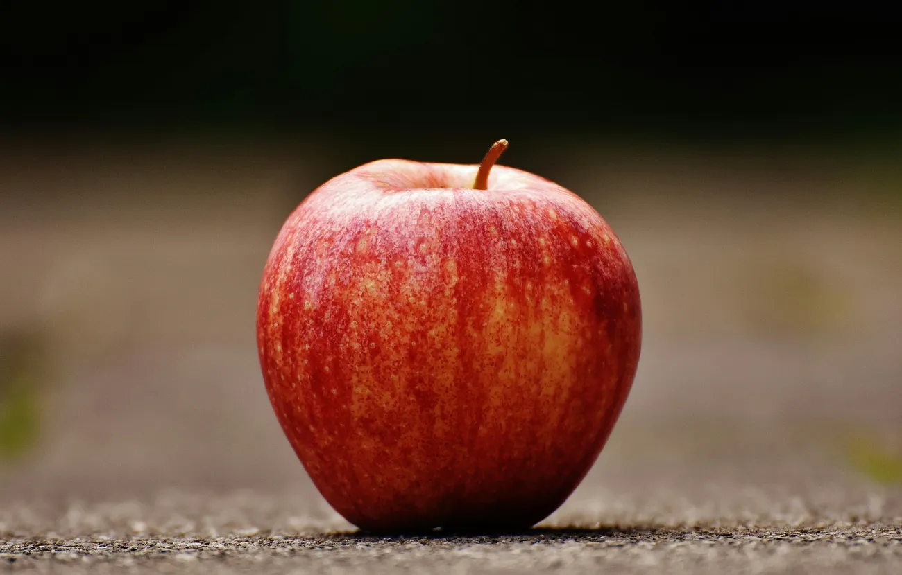 Photo of apple. Credit Pixabay via Pexels