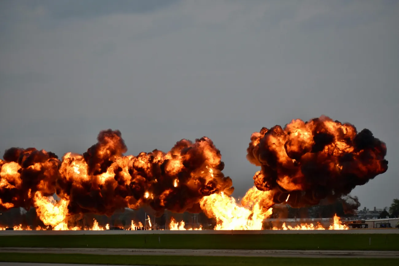 Photo of explosion. Credit; william-martin via Pexels. 