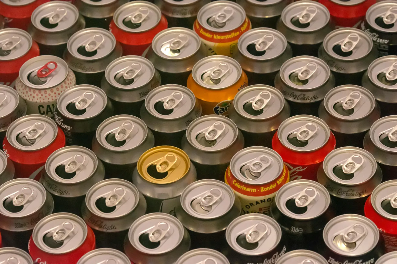 Fizzy drink cans. Credit: Jan van der Wolf via Pexels. 