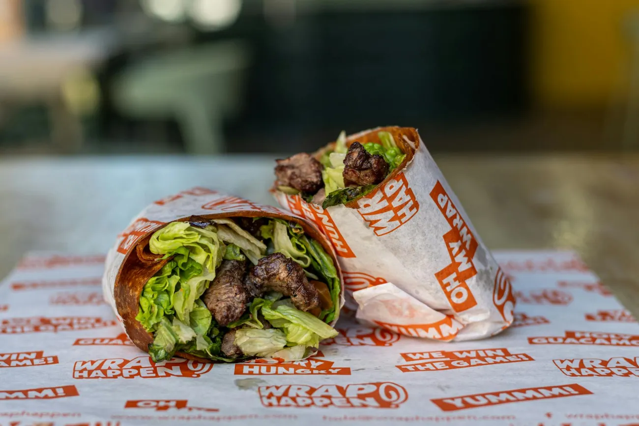 Wrap with fake meat. Credit: Melaudelo via Pexels