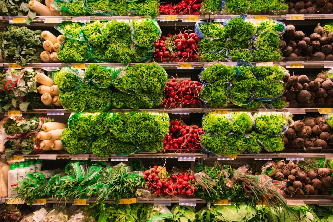 Market aerial view. Credit Matheus Cenali via Pexels. 