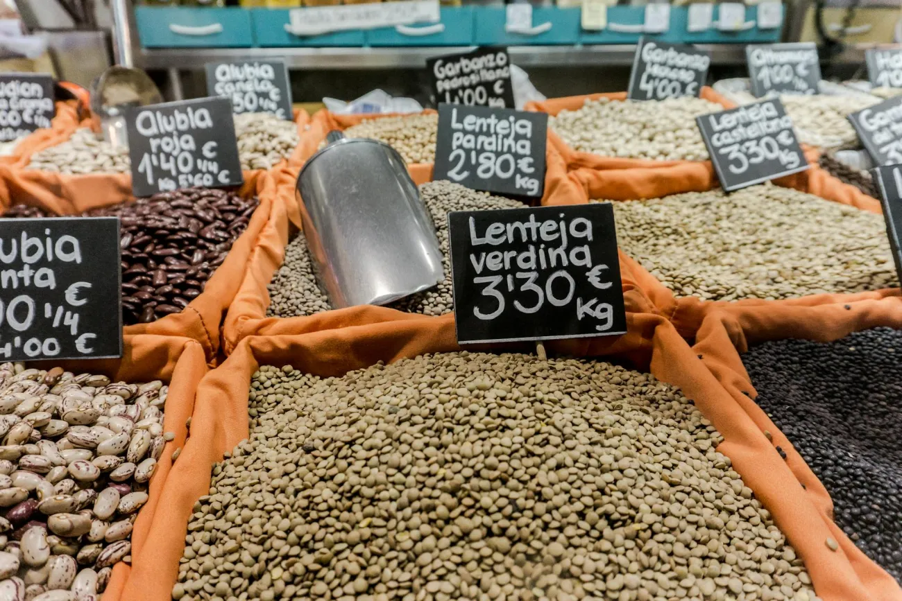 Beans at a market. Credit: Iván Rivero via Pexels