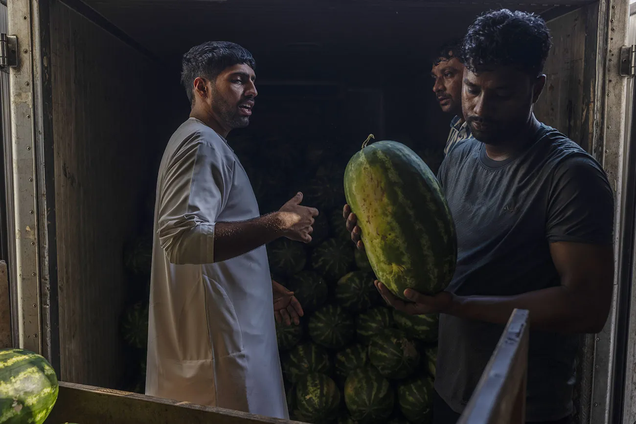 Fruit and vegetable sellers in UAE. Credit: Katarina Premfors