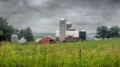 Photo credit: Randen Pederson, Wisconsin Farm, Flickr, Attribution 2.0 Generic 
