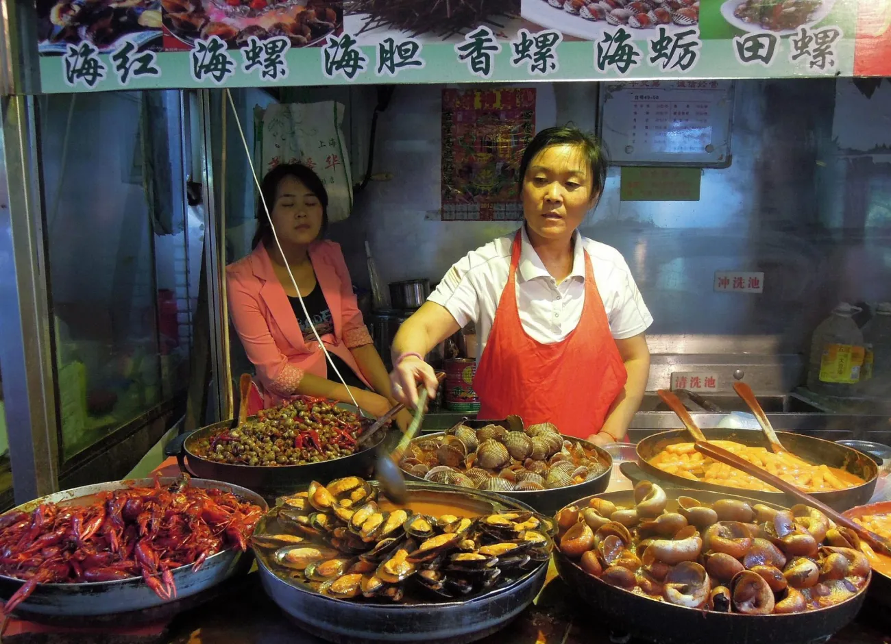 Image: Güldem Üstün, China (Beijing) Tasteful sea animals, Flickr, Creative Commons Attribution 2.0 Generic