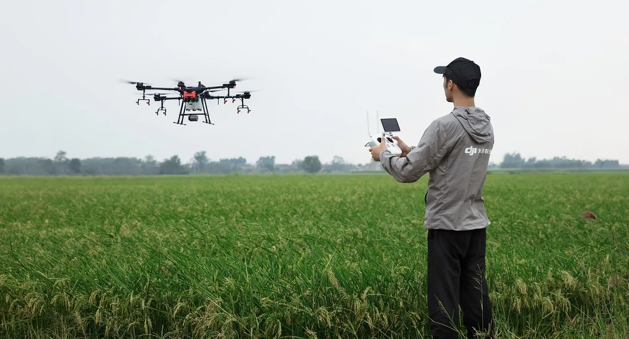 Image: DJI-Agras, Dji Uav Plant Protection Drone, Pixabay, Pixabay Licence
