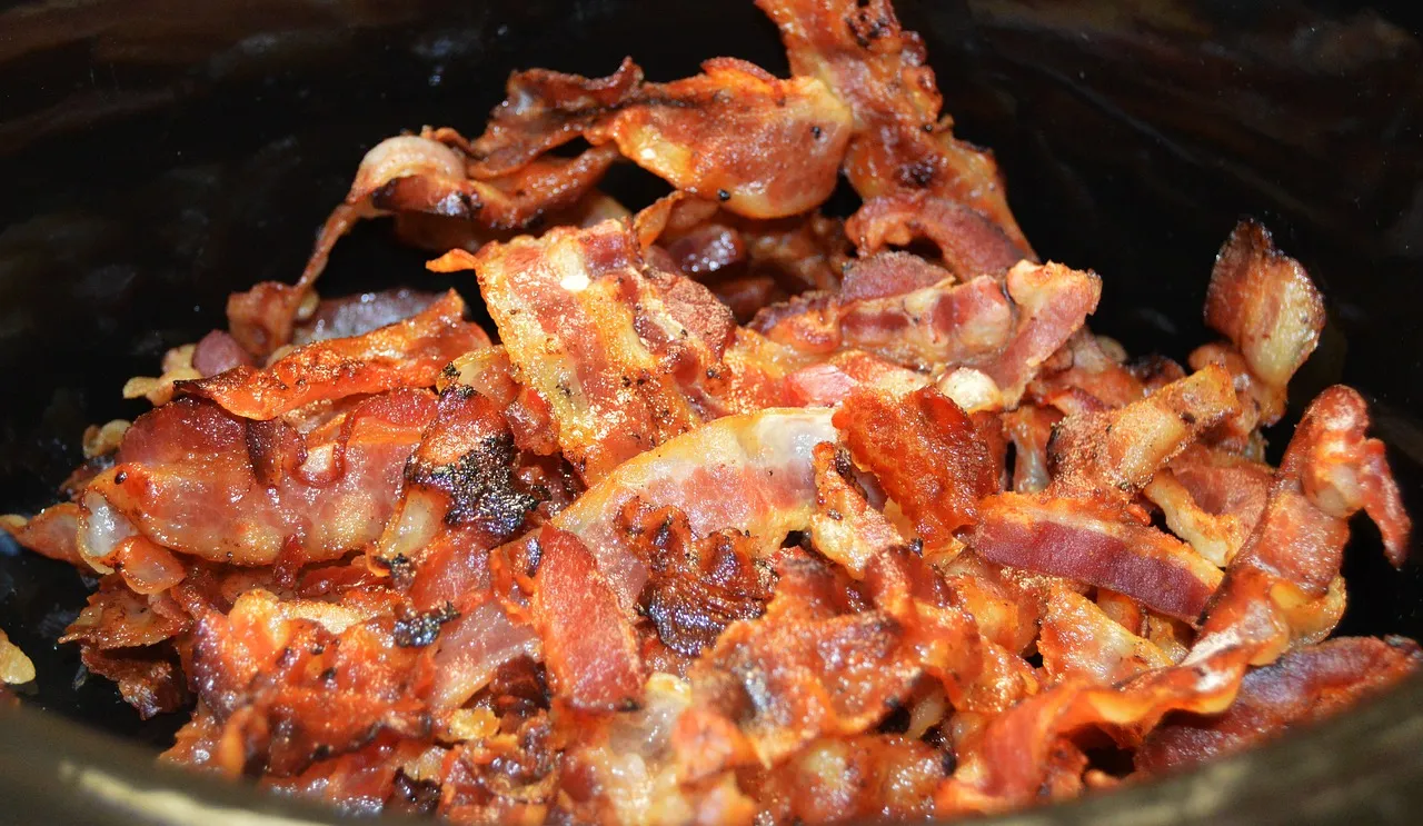 Image: phouavang82, Bacon fry food, Pixabay, Pixabay Licence