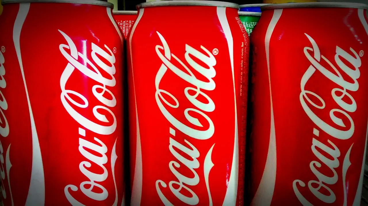 Image: elainemgs, Coca Cola Tin Soda, Pixabay, Pixabay Licence