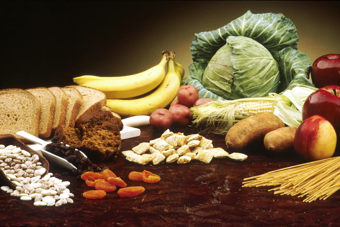 Image: National Institutes of Health, Fruit, Vegetables and Grain, Wikimedia Commons, Public domain