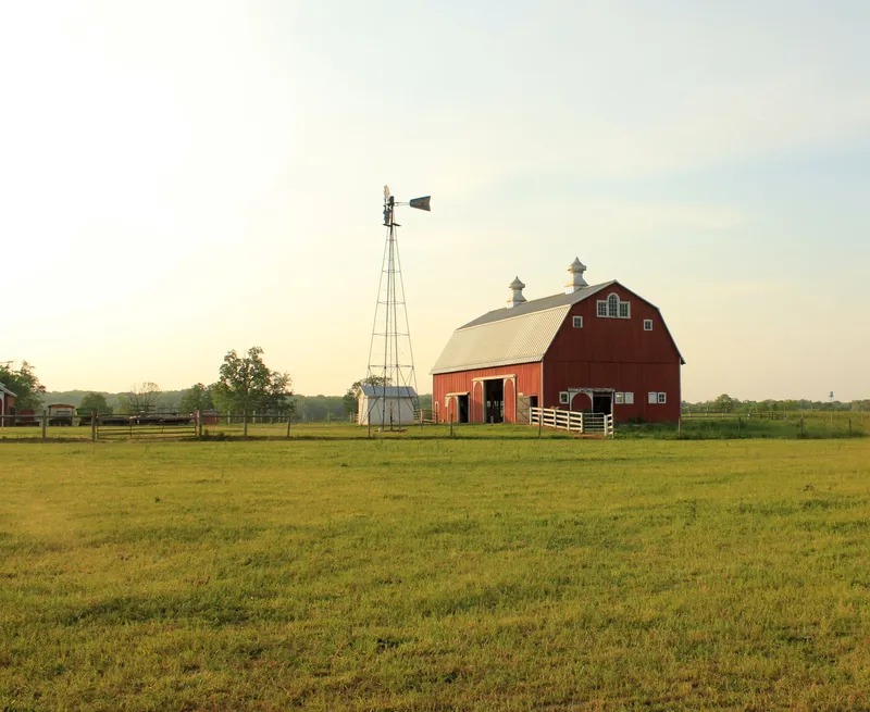 Image: Good Free Photos, Barn on farmland at Prophetstown State Park, Indiana, CC0 Public Domain
