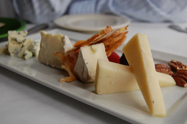 Image: stu_spivack, cheese, Flickr, Creative Commons Attribution-ShareAlike 2.0 Generic 