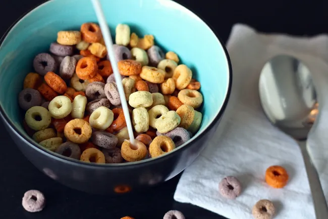 Image: ponce_photography, cereal spoon milk, Pixabay, Pixabay Licence