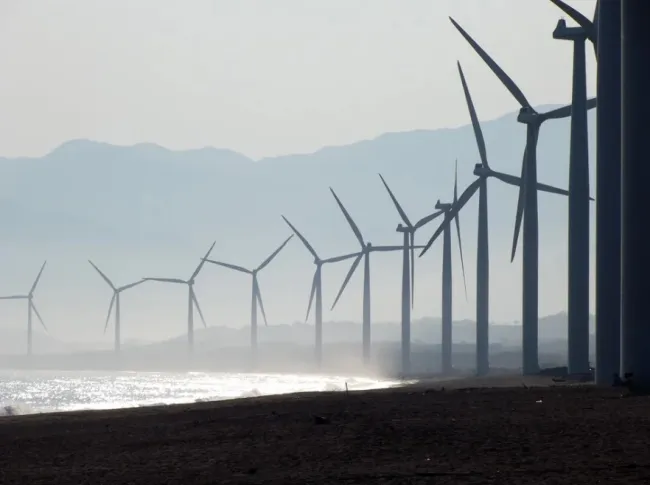 Image: sonnydelrosario, Beach Wind Farm, Pixabay, Pixabay Licence