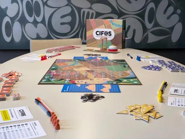 A photo of the CiFos board game