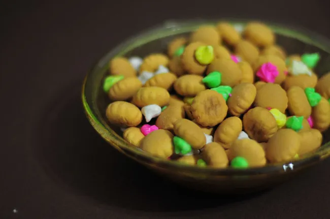 Image: Rika, Iced Gems, Wikimedia Commons, Creative Commons Attribution-Share Alike 2.0 Generic