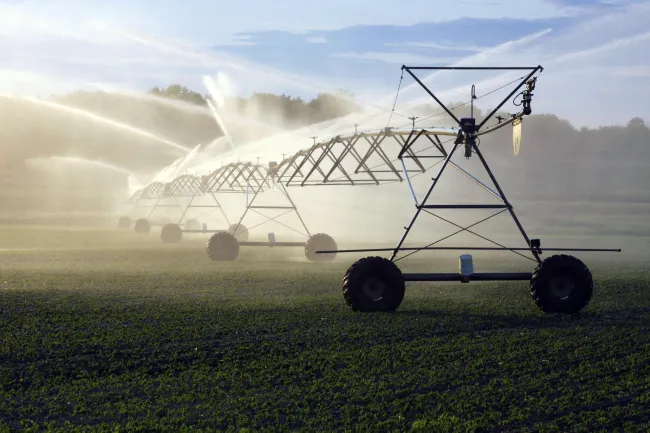 Image: Aqua Mechanical, Crop irrigation, Flickr, Creative Commons Attribution 2.0 Generic