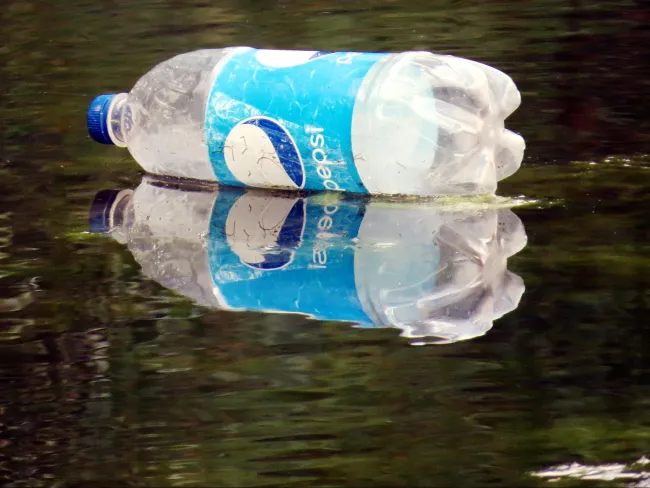 Image: Steve Baker, No matter where you see litter it's still ugly, Flickr, Creative Commons Attribution-NoDerivs 2.0 Generic