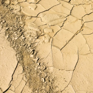  Dry cracked ground. Photo by Paul Robert via Unsplash