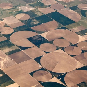 Image: Soil Science, Aerial Photo of Center Pivot Irrigations Systems (2), Flickr, Creative Commons Attribution 2.0 Generic