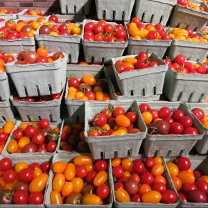 Image: Ruth Hartnup, Heirloom cherry tomatoes at Wholefoods, Flickr, Creative Commons Attribution 2.0 Generic